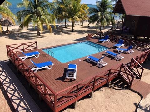 Green Parrot Beach Houses Belize